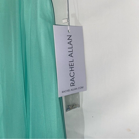 Rachel Allan Green Formal Size 0 - Picture 4 of 9